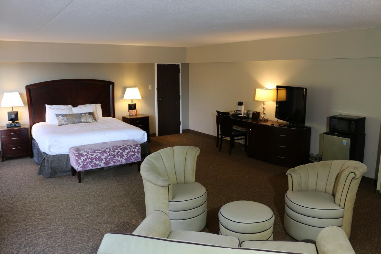 The Avalon Hotel And Conference Center Erie Esterno foto