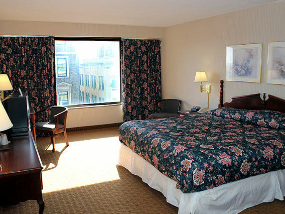 The Avalon Hotel And Conference Center Erie Esterno foto